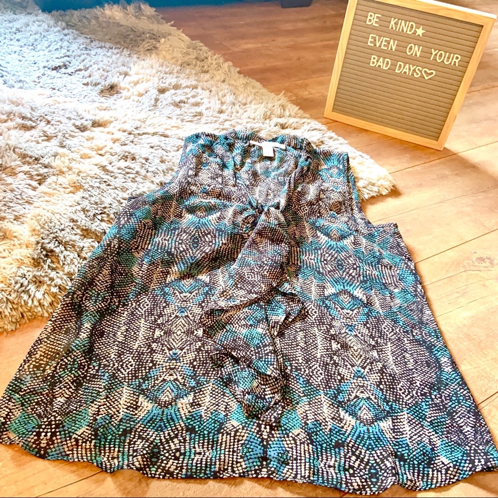 ✨Forever 21 blouse✨